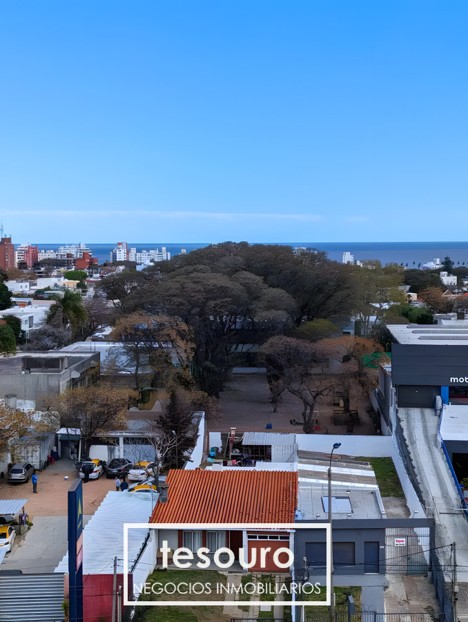 Apartamento ID.4891 - VENTA APARTAMENTO DE 2 DORMITORIOS CON COCHERA EN MALVÍN