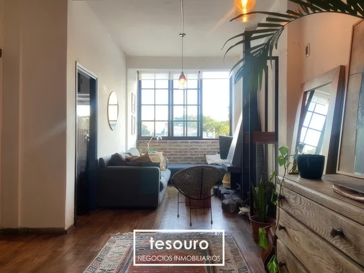 Apartamento ID.4718 - VENTA APARTAMENTO DE 2 DORMITORIOS EN POCITOS CON RENTA