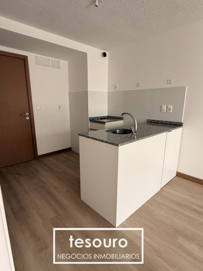 Apartamento ID.5491 - Alquiler de apartamento 1 dormitorio en Tres Cruces