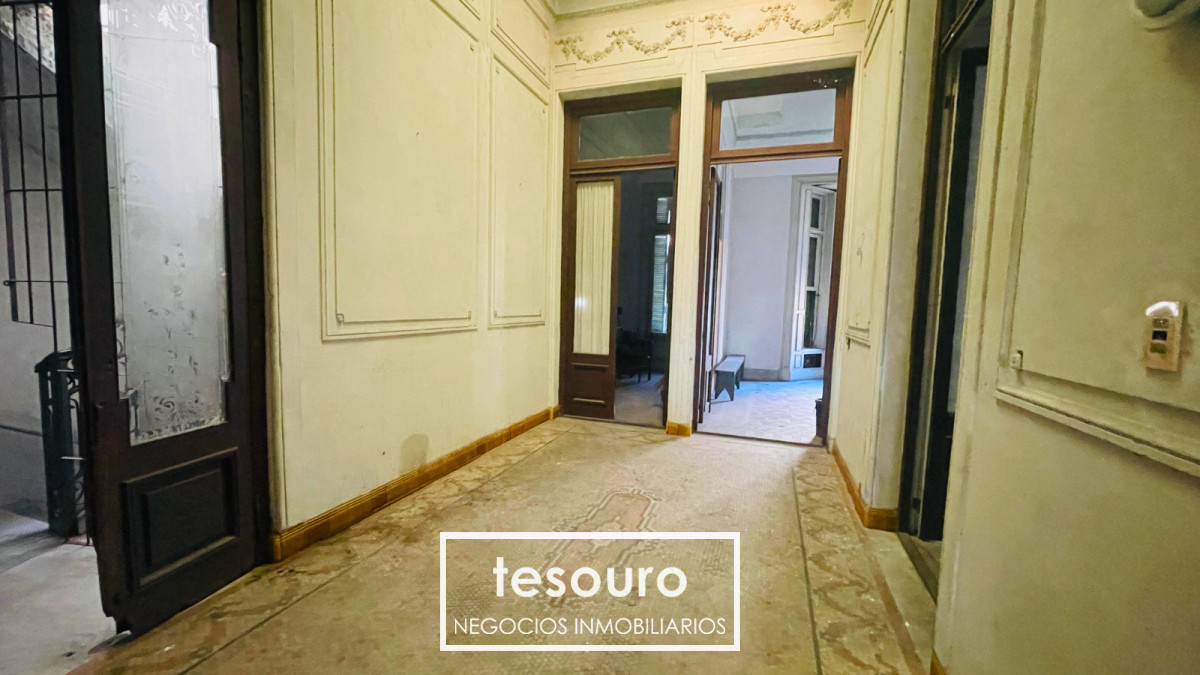 Apartamento ID.4890 - VENTA EDIFICIO EN PLENO CENTRO DE MONTEVIDEO  IDEAL INVERSIÓN Y DESARROLLO