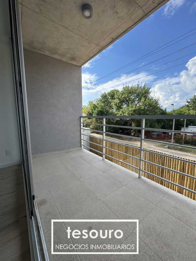 Apartamento ID.4602 - Alquiler apartamento 2 dormitorios en Pando
