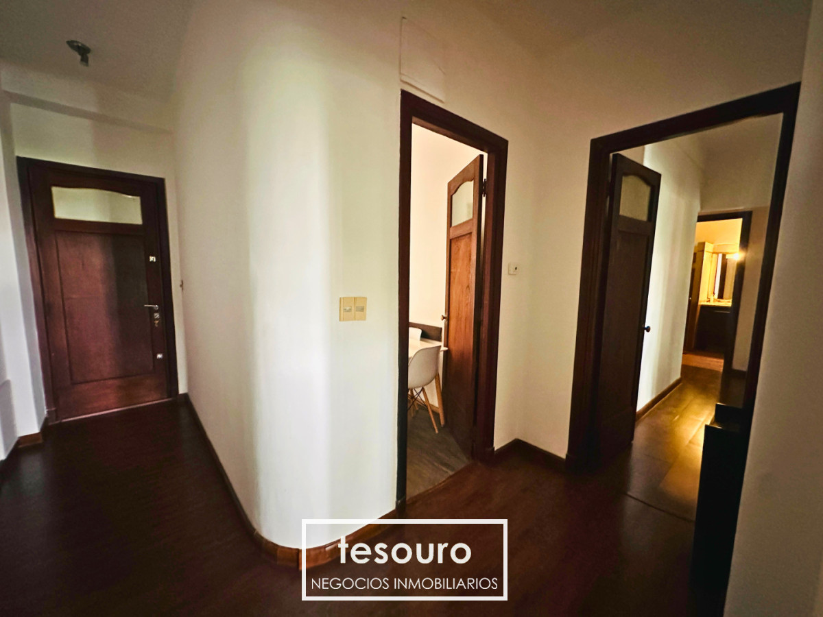 Apartamento ID.5414 - VENTA APARTAMENTO DE 4 DORMITORIOS EN POCITOS