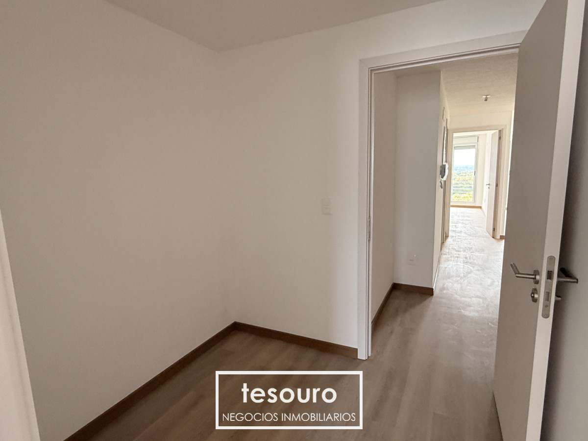 Apartamento ID.5488 - Alquiler apartamento de 2 dormitorios en Tres Cruces