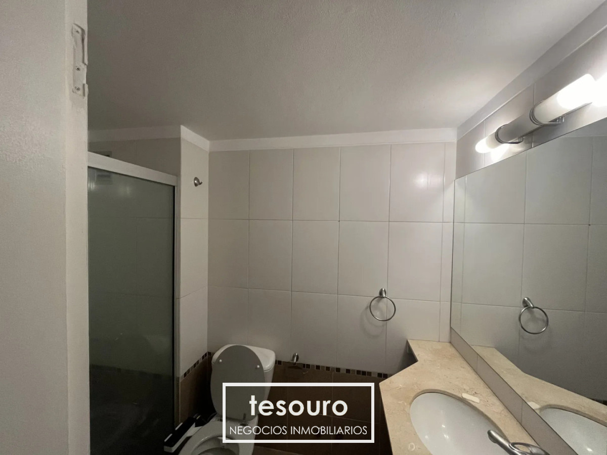Apartamento ID.5403 - ALQUILER APARTAMENTO DE 2 DORMITORIOS EN PUNTA CARRETAS