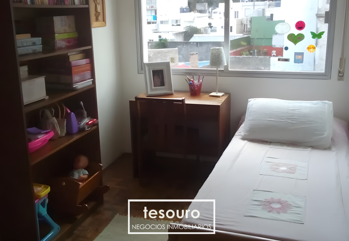 Apartamento ID.5121 - VENTA APARTAMENTO DE 3 DORMITORIOS EN POCITOS