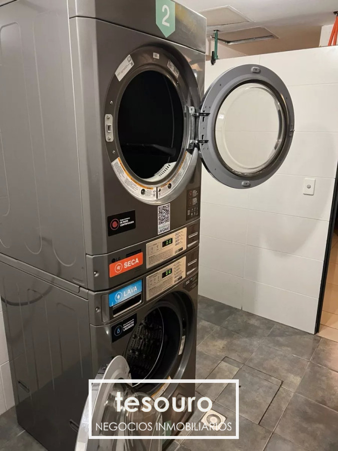Apartamento ID.4216 - Venta Apartamento de 2 Dormitorios En Cordón Con renta 