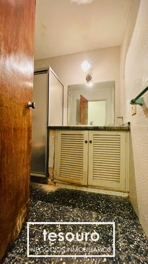 Apartamento ID.4892 - VENTA APARTAMENTO DE 3 DORMITORIOS EN POCITOS PRÓXIMO A RAMBLA