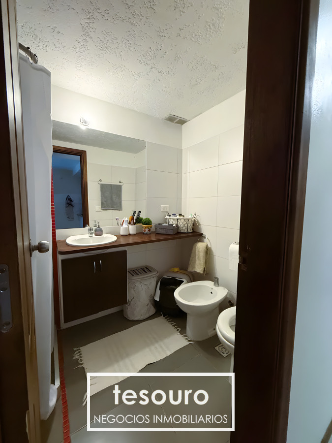 Apartamento ID.4883 - VENTA APARTAMENTO DE 1 DORMITORIO EN PARQUE BATLLE CON RENTA