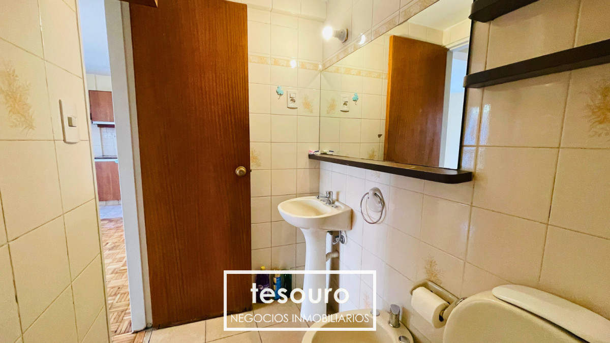 Apartamento ID.4858 - VENTA APARTAMENTO DE 1 DORMITORIO CON GARAGE EN POCITOS 