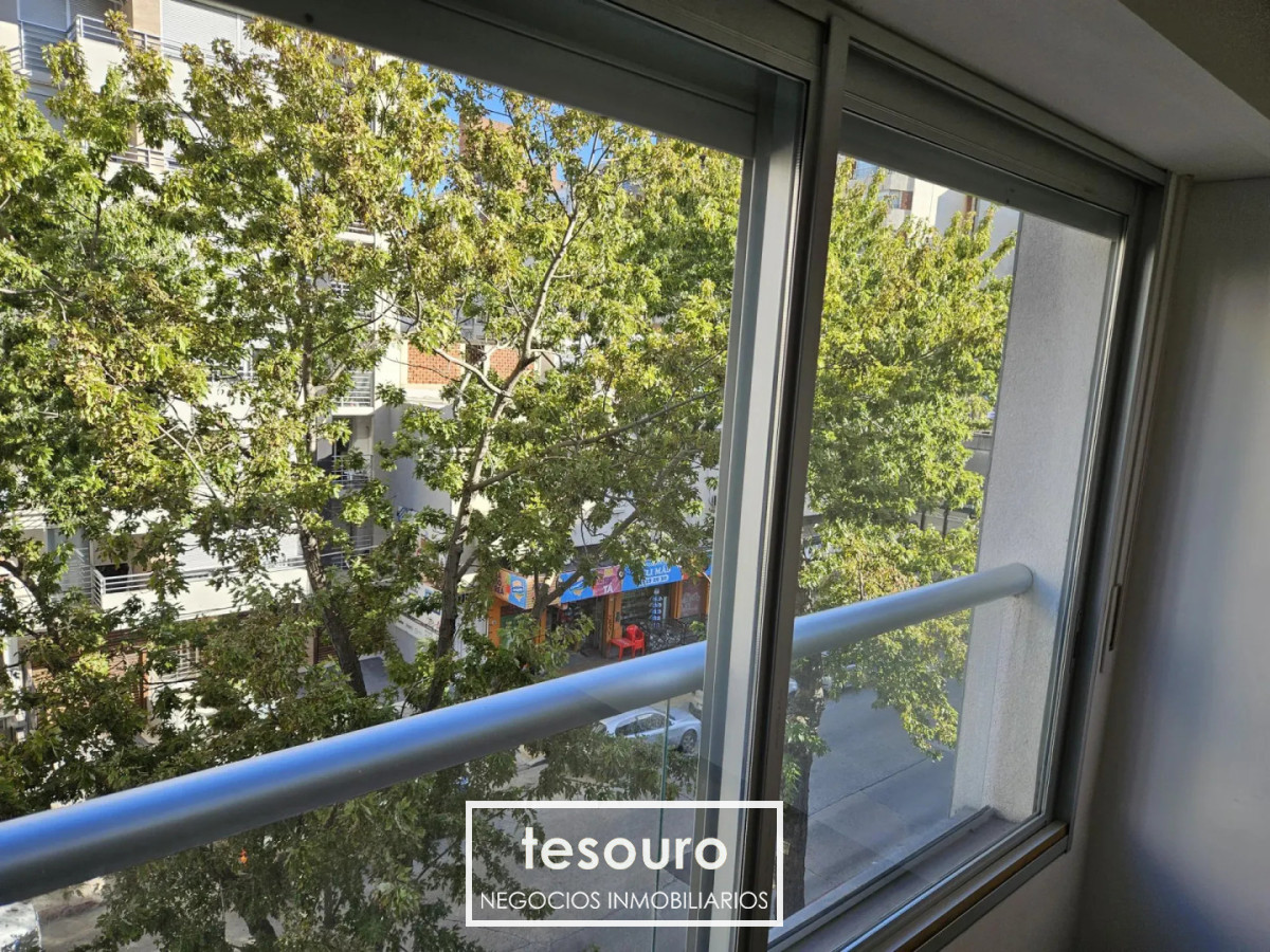 Apartamento ID.5455 - ALQUILER MONOAMBIENTE EN POCITOS PRÓXIMO A LA RAMBLA