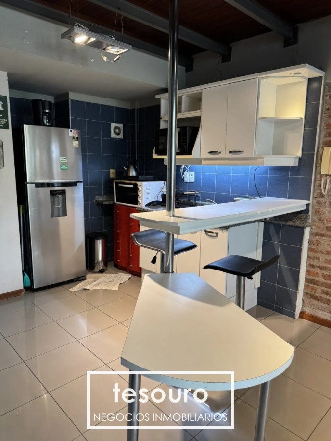 Apartamento ID.5434 - ALQUILER LOFT DÚPLEX DE 1 DORMITORIO EN PUNTA CARRETAS