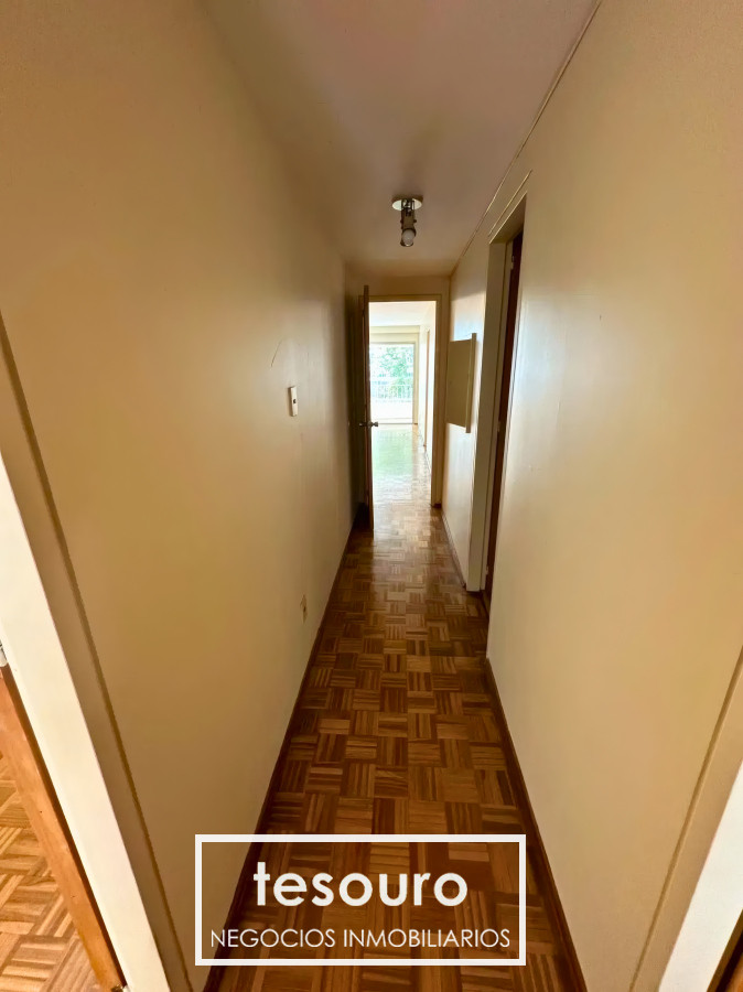 Apartamento ID.4646 - VENTA APARTAMENTO DE 2 DORMITORIOS PRÓXIMO A LA RAMBLA DE POCITOS