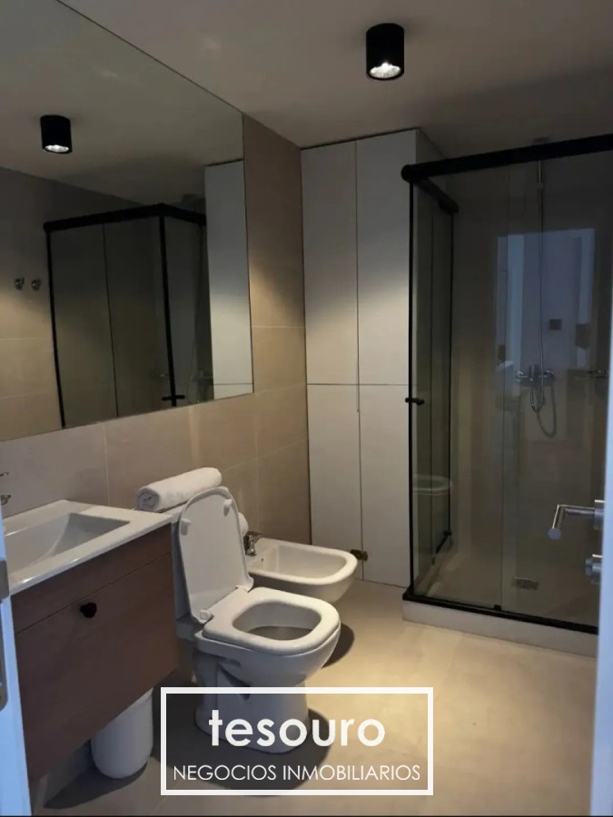 Apartamento ID.5472 - ALQUILER APARTAMENTO DE 1 DORMITORIO EN CENTRO AMOBLADO