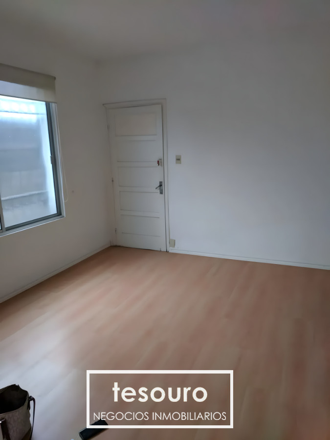 Apartamento ID.5402 - VENTA APARTAMENTO DE 1 DORMITORIO CON RENTA EN POCITOS