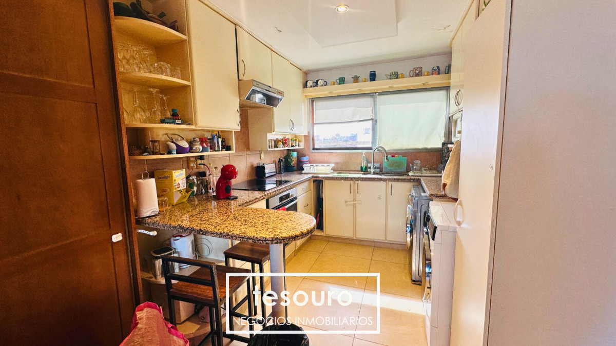 Apartamento ID.4981 - VENTA APARTAMENTO DE 3 DORMITORIOS EN MALVÍN FRENTE A LA RAMBLA