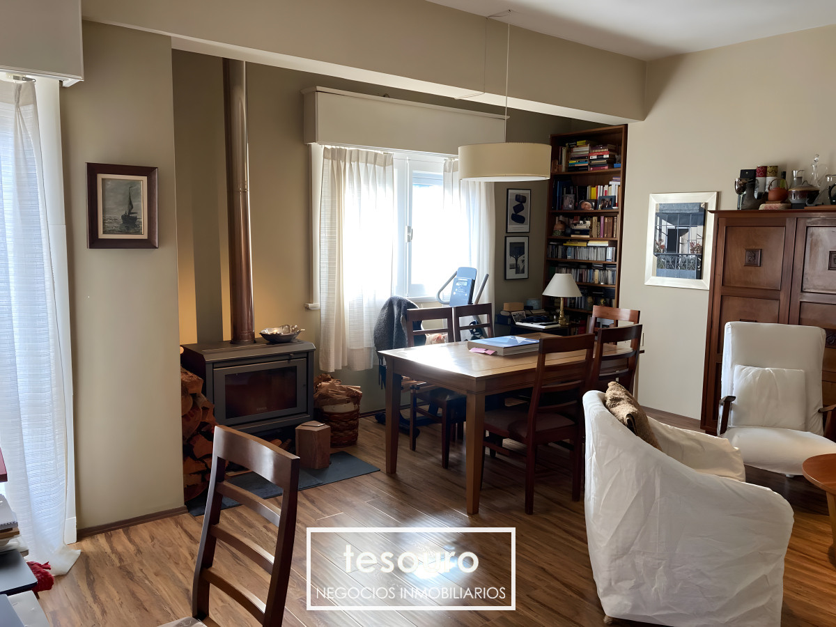 Apartamento ID.4845 - VENTA APARTAMENTO DE 2 DORMITORIOS CON AZOTEA DE USO EXCLUSIVO EN POCITOS