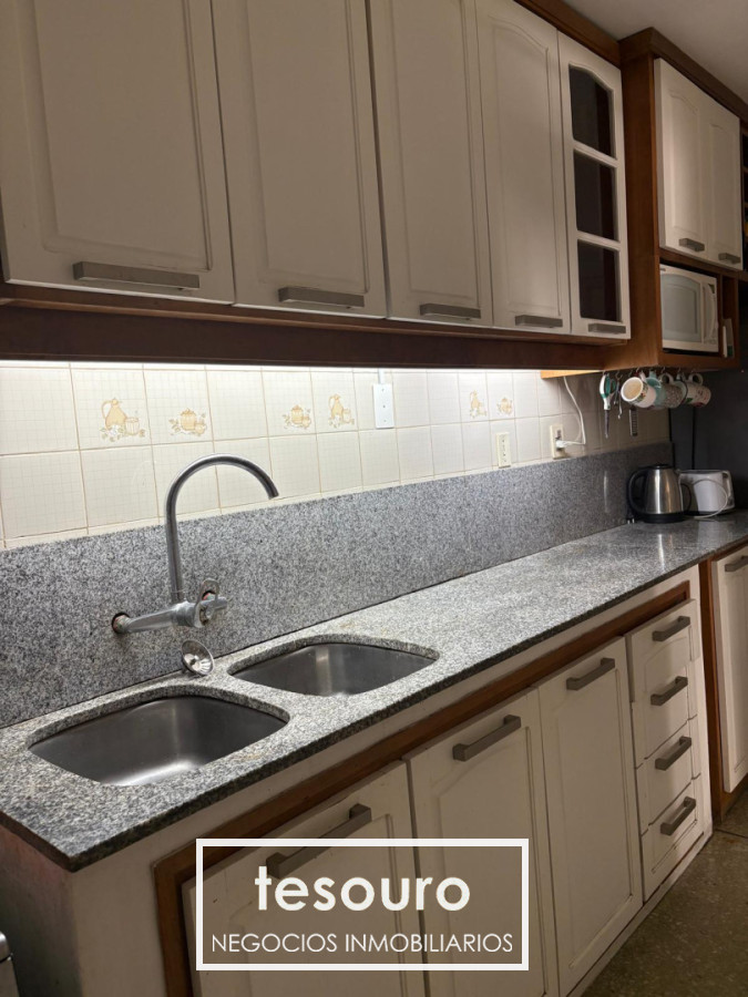 Apartamento ID.5415 - ALQUILER APARTAMENTO DE 2 DORMITORIOS AMOBLADO EN POCITOS 