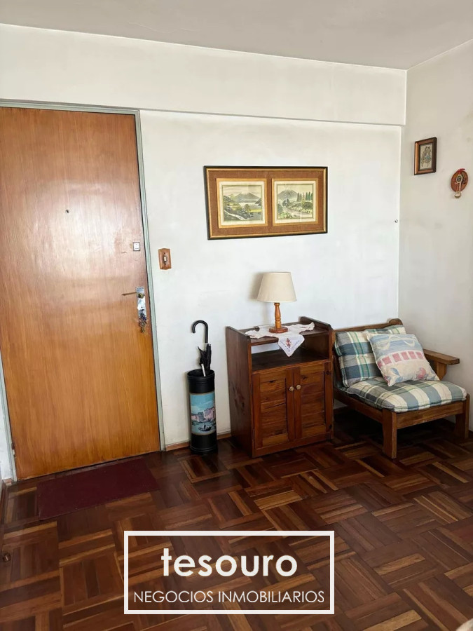 Apartamento ID.4204 - Venta Apartamento de 2 dormitorios en Centro