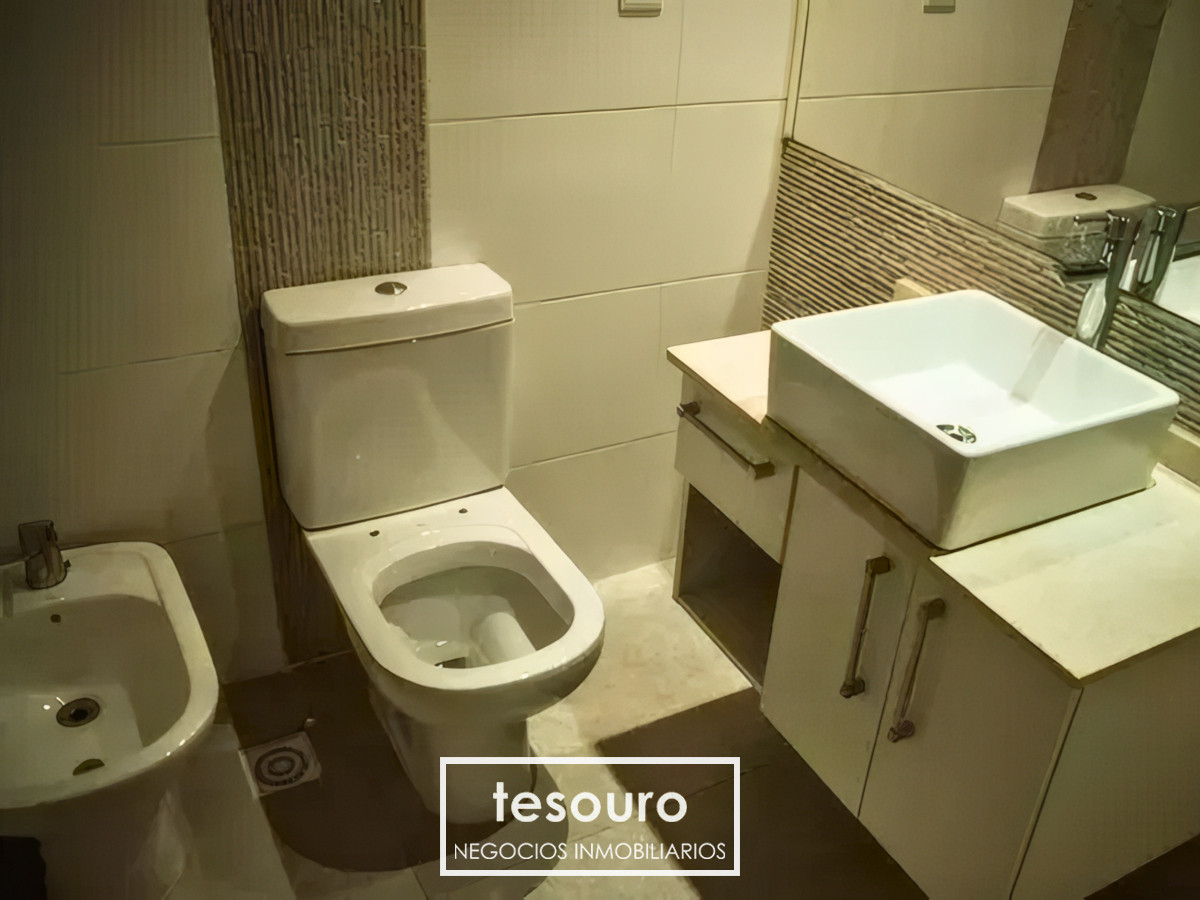 Apartamento ID.4609 - ALQUILER APARTAMENTO DE 1 DORMITORIO EN POCITOS CON GRAN PATIO