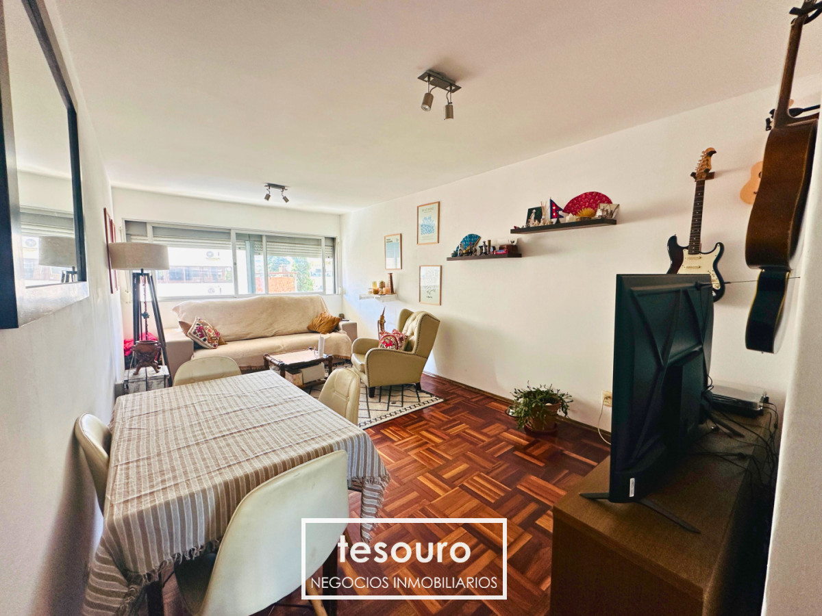 Apartamento ID.5443 - VENTA APARTAMENTO DE 2 DORMITORIOS EN CORDÓN SUR