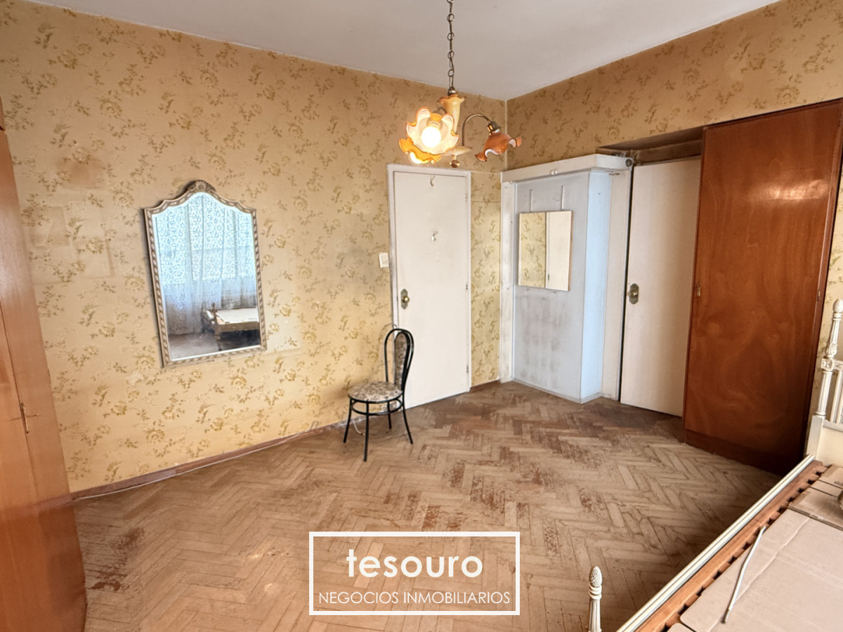 Apartamento ID.5450 - Venta de apartamento 2 dormitorios y servicio en Pocitos