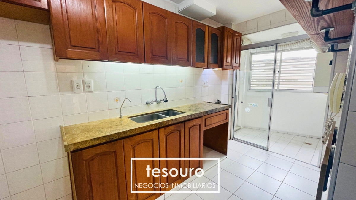 Apartamento ID.4954 - ALQUILER APARTAMENTO 4 DORMITORIOS EN RAMBLA PUNTA CARRETAS
