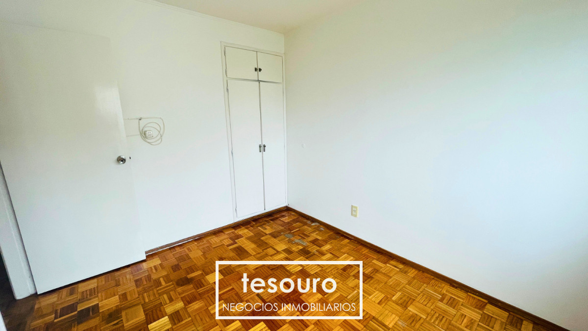 Apartamento ID.4954 - ALQUILER APARTAMENTO 4 DORMITORIOS EN RAMBLA PUNTA CARRETAS