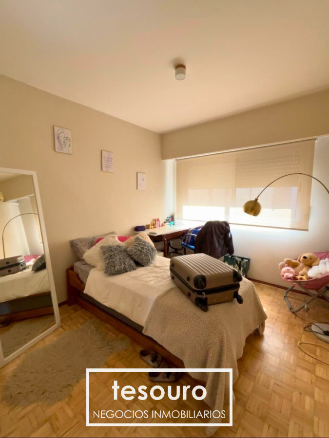 Apartamento ID.5442 - VENTA APARTAMENTO DE 3 DORMITORIOS EN POCITOS A METROS DE LA RAMBLA