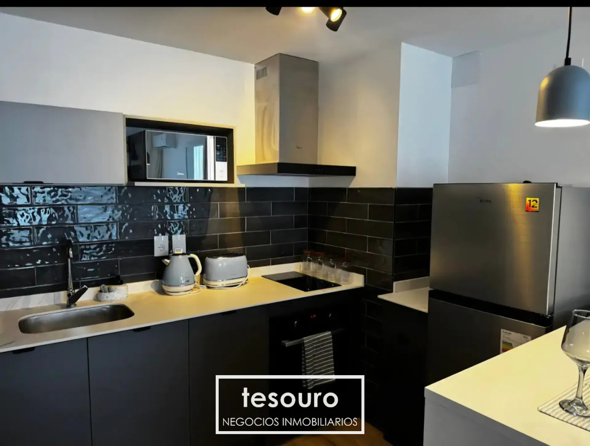 Apartamento ID.5472 - ALQUILER APARTAMENTO DE 1 DORMITORIO EN CENTRO AMOBLADO