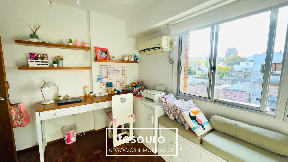 Apartamento ID.4833 - VENTA APARTAMENTO DE 3 DORMITORIOS EN PALERMO A PASOS DE LA RAMBLA