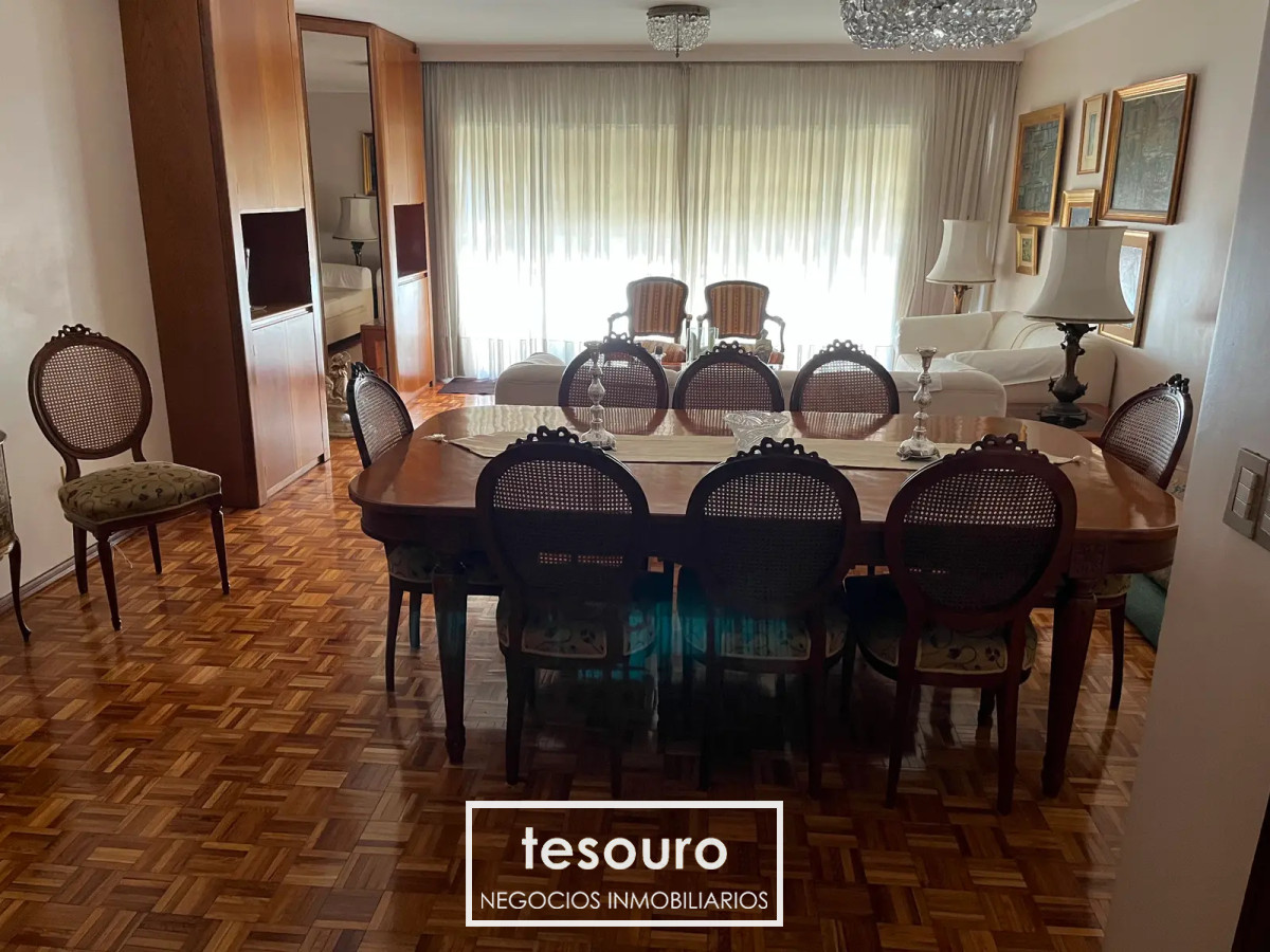 Apartamento ID.4653 - VENTA APARTAMENTO DE 3 DORMITORIOS EN POCITOS PRÓXIMO A LA RAMBLA