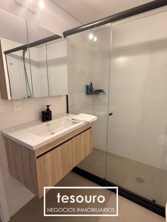 Apartamento ID.5467 - ALQUILER APARTAMENTO DE 1 DORMITORIO CON PATIO EN POCITOS