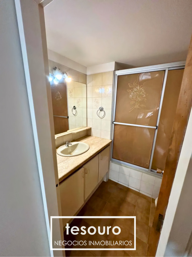 Apartamento ID.4646 - VENTA APARTAMENTO DE 2 DORMITORIOS PRÓXIMO A LA RAMBLA DE POCITOS