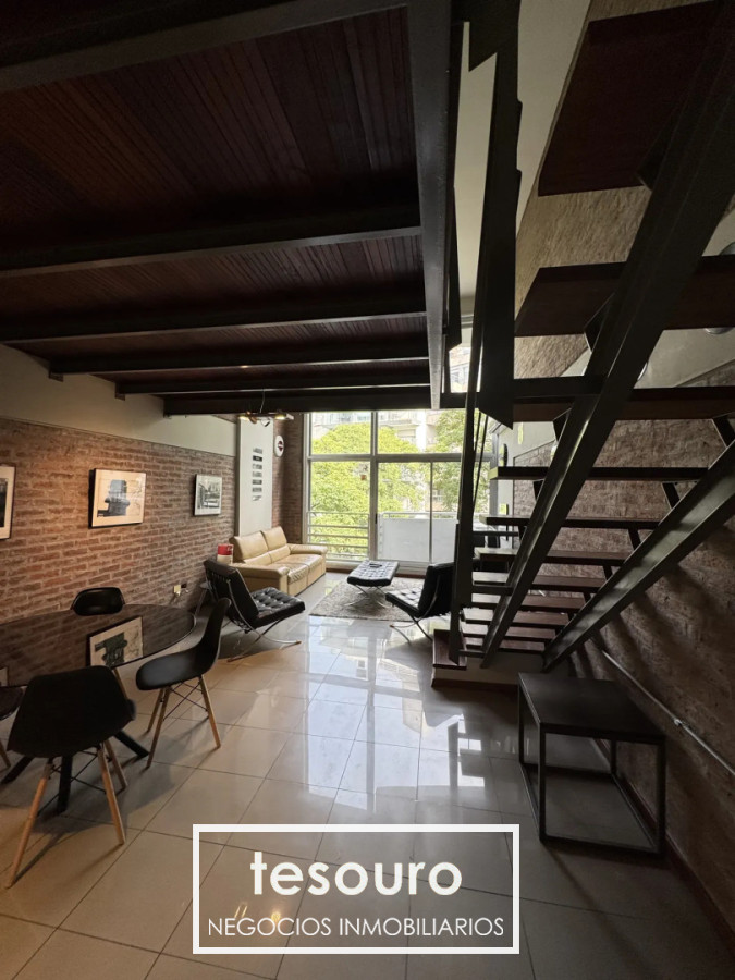 Apartamento ID.5434 - ALQUILER LOFT DÚPLEX DE 1 DORMITORIO EN PUNTA CARRETAS