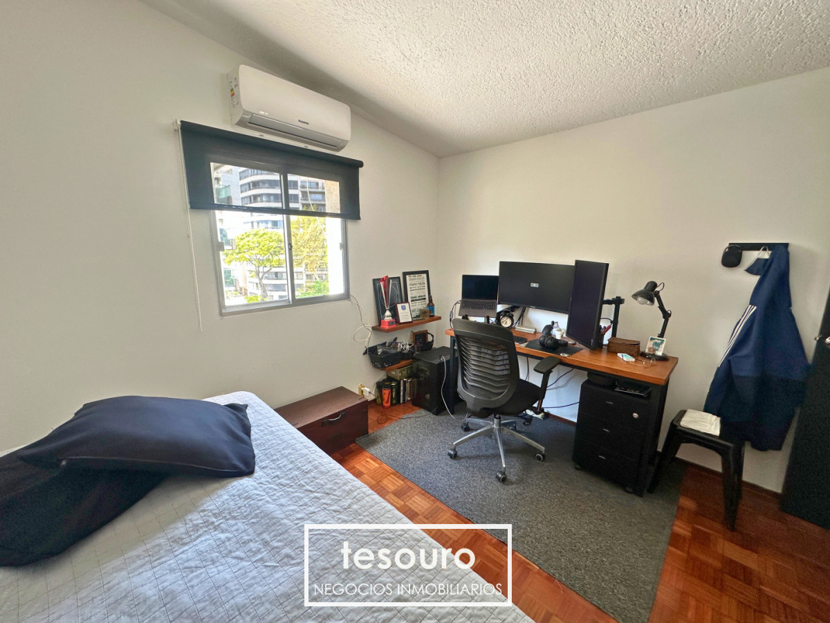 Apartamento ID.5375 - VENTA APARTAMENTO PENTHOUSE DE 3 DORMITORIOS EN POCITOS A 1 CUADRA DE LA RAMBLA
