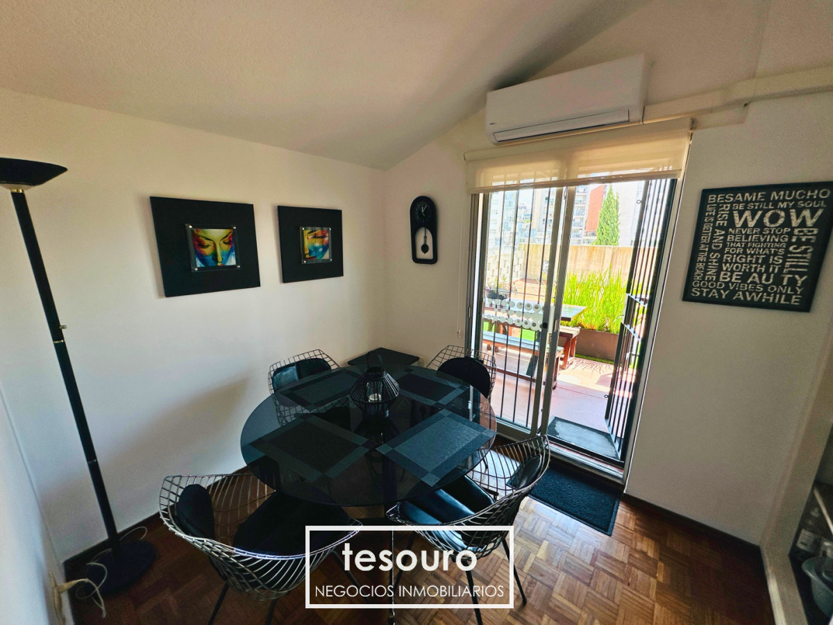 Apartamento ID.5375 - VENTA APARTAMENTO PENTHOUSE DE 3 DORMITORIOS EN POCITOS A 1 CUADRA DE LA RAMBLA
