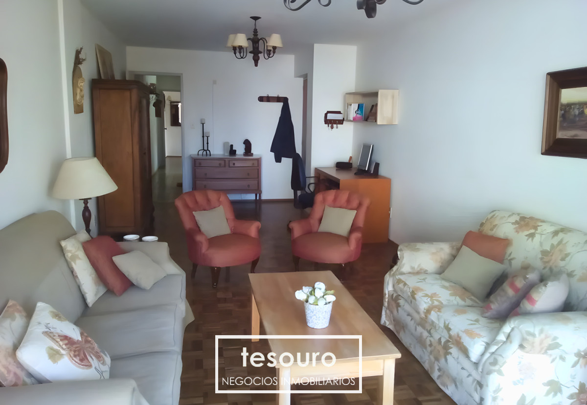 Apartamento ID.5121 - VENTA APARTAMENTO DE 3 DORMITORIOS EN POCITOS