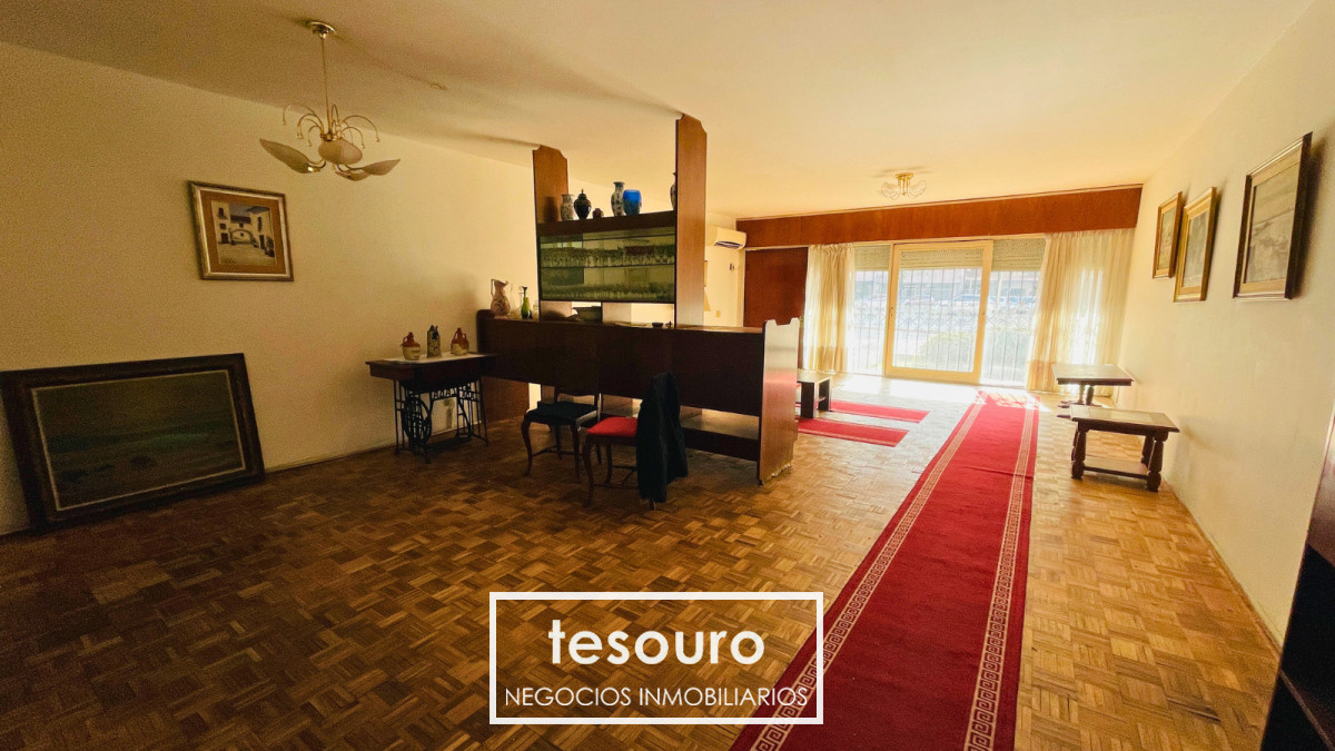 Apartamento ID.4892 - VENTA APARTAMENTO DE 3 DORMITORIOS EN POCITOS PRÓXIMO A RAMBLA