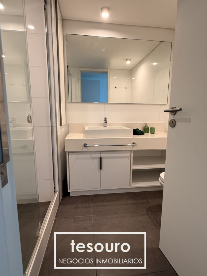 Apartamento ID.2884 - Alquiler de apartamento de 2 dormitorios en Puerto del Buceo