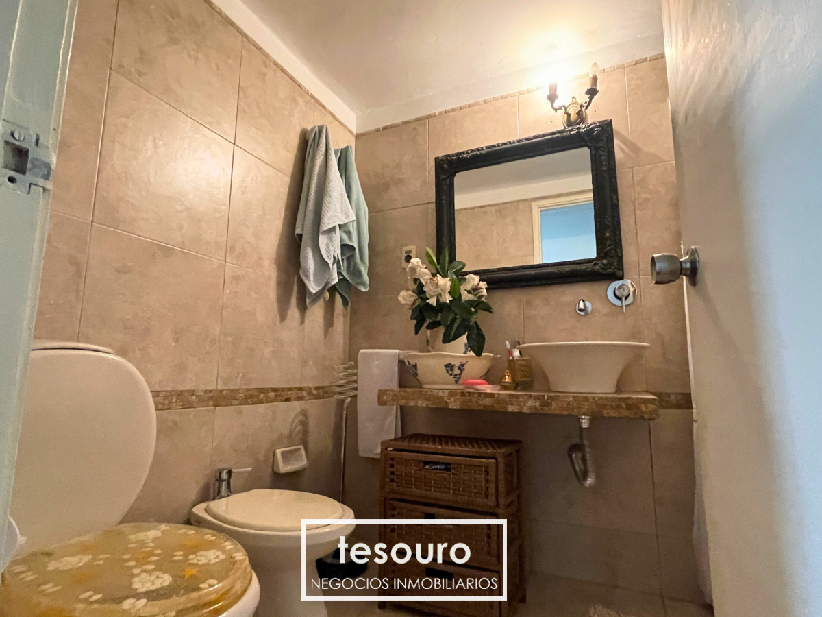 Apartamento ID.4654 - VENTA APARTAMENTO DE 3 DORMITORIOS EN POCITOS PRÓXIMO A LA RAMBLA