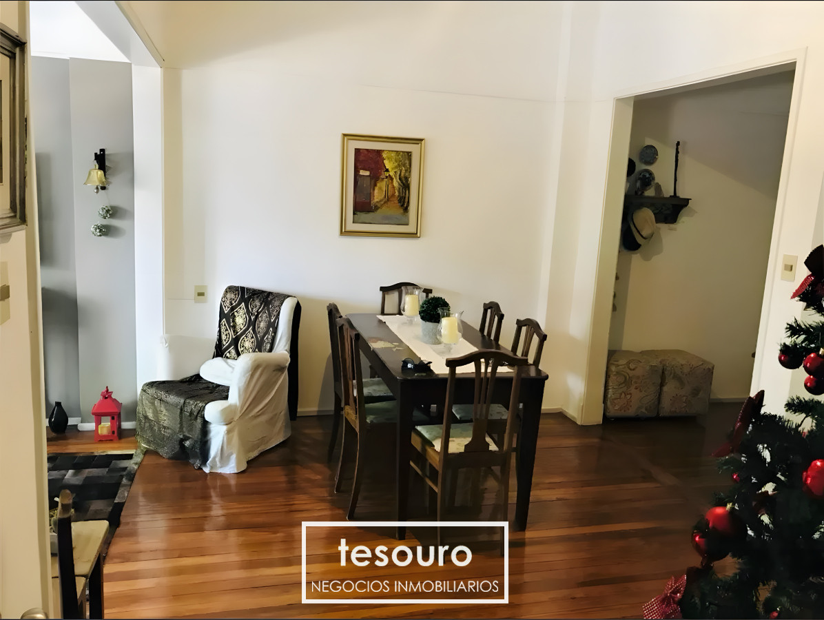 Apartamento ID.4628 - VENTA APARTAMENTO DE 2 DORMITORIOS EN POCITOS CON RENTA