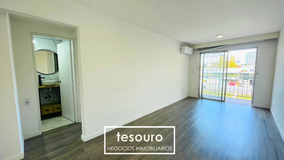 Apartamento ID.4850 - VENTA APARTAMENTO DE 3 DORMITORIOS EN BUCEO SOBRE AV. ITALIA