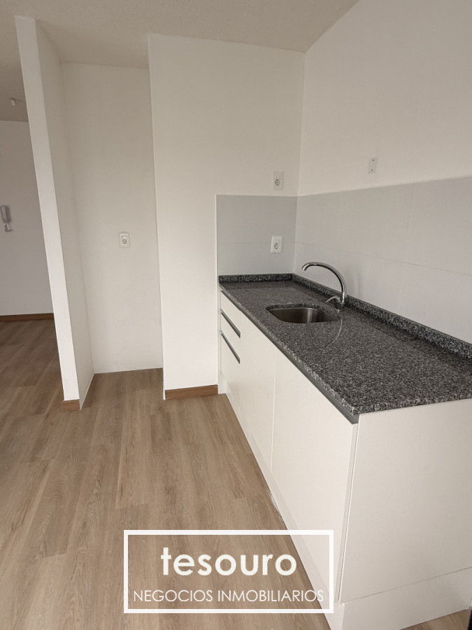Apartamento ID.5722 - Alquiler Apartamento Monoambiente en Cordon
