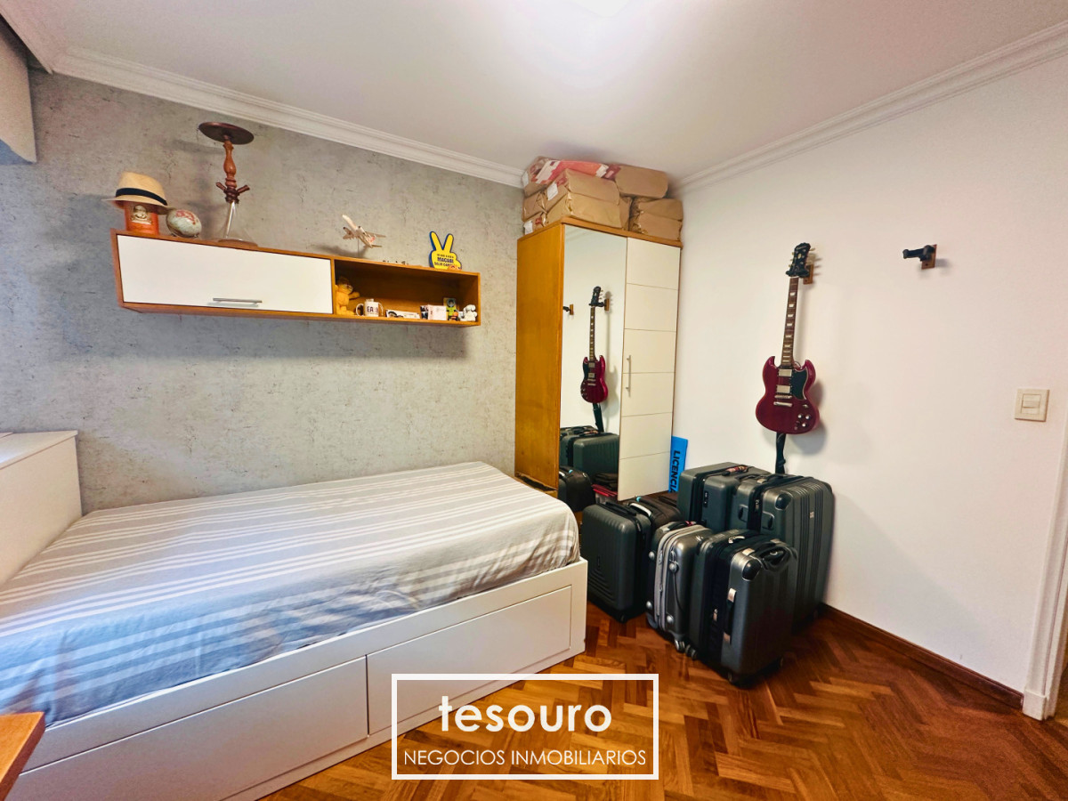 Apartamento ID.5681 - ALQUILER APARTAMENTO DE 3 DORMITORIOS Y SERVICIO EN POCITOS
