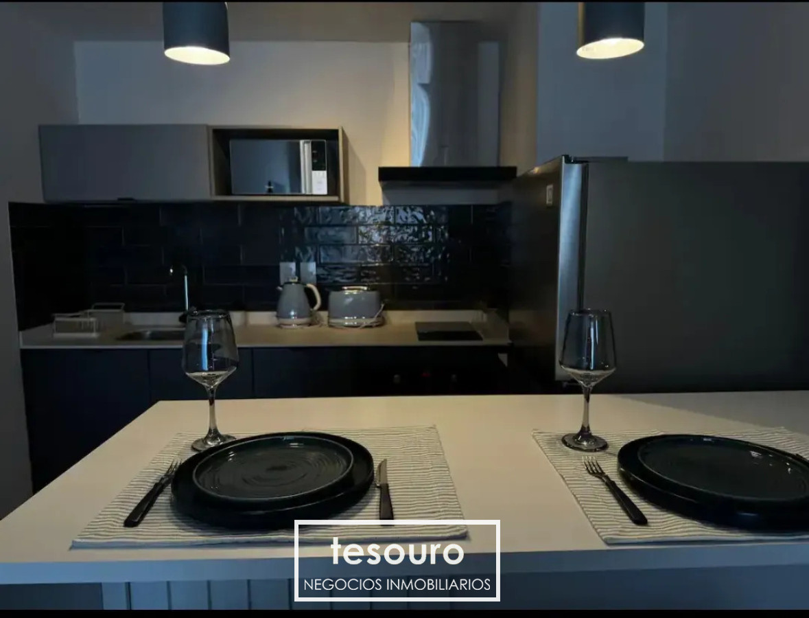 Apartamento ID.5472 - ALQUILER APARTAMENTO DE 1 DORMITORIO EN CENTRO AMOBLADO