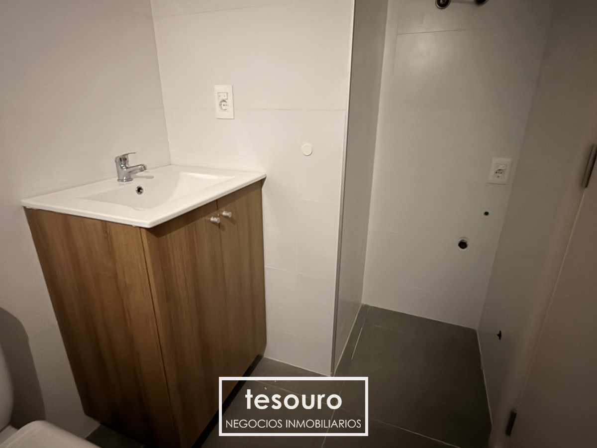 Apartamento ID.5493 - Alquiler Apartamento 1 Dormitorio en Tres Cruces
