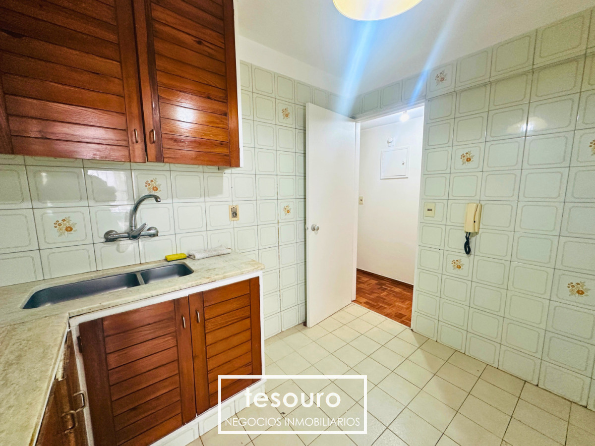 Apartamento ID.5307 - VENTA APARTAMENTO DE 2 DORMITORIOS EN POCITOS