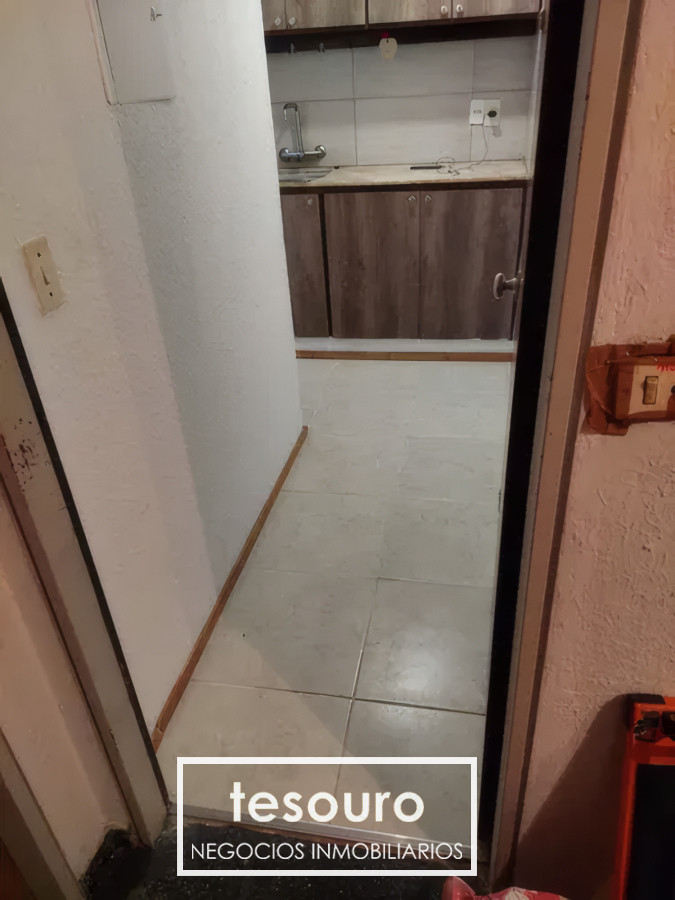 Apartamento ID.4829 - VENTA MONOAMBIENTE EN CORDÓN SOBRE 18 DE JULIO CON RENTA