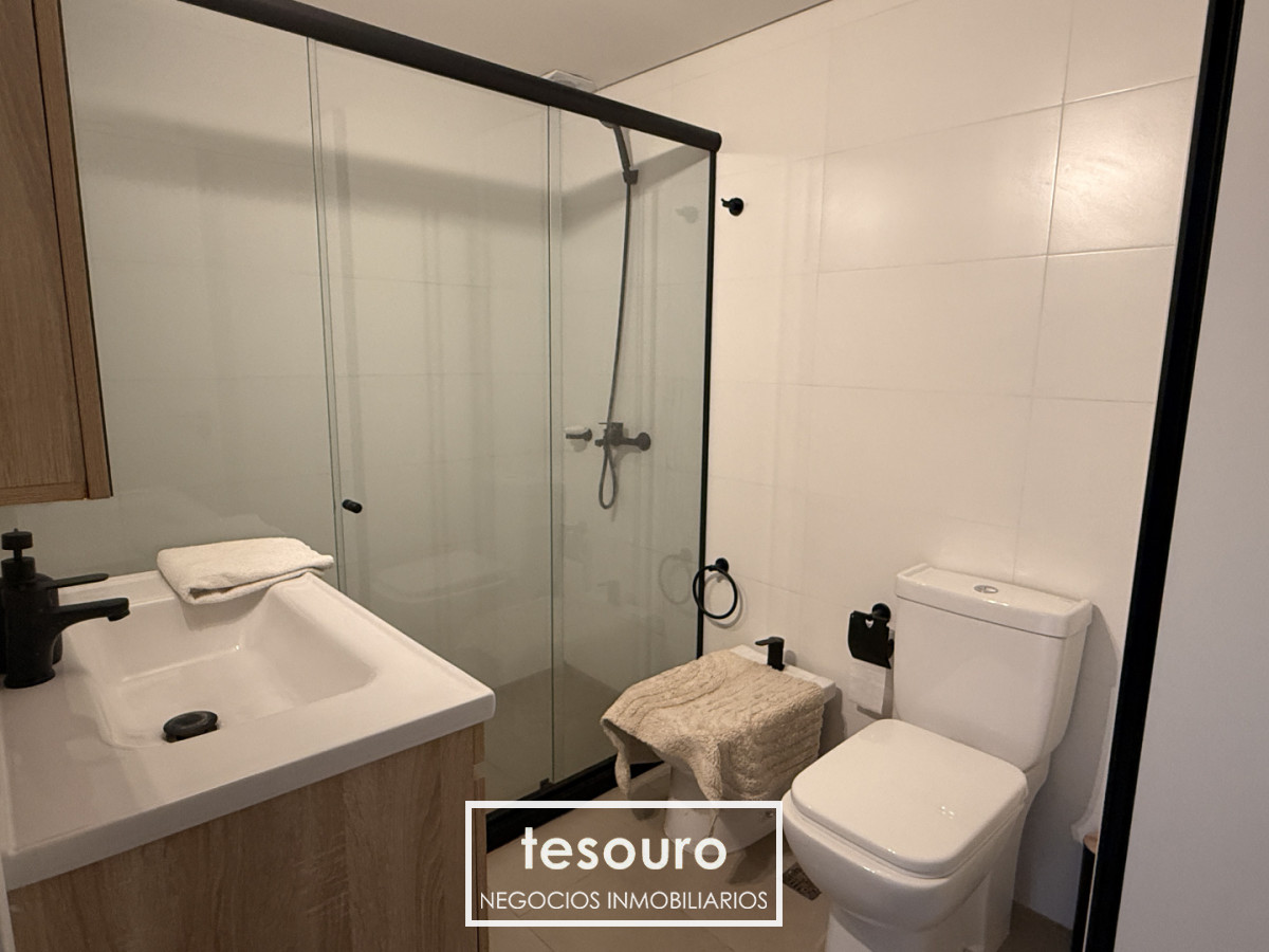 Apartamento ID.5467 - ALQUILER APARTAMENTO DE 1 DORMITORIO CON PATIO EN POCITOS
