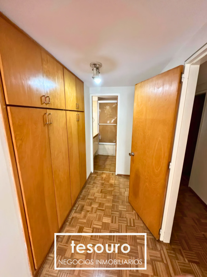 Apartamento ID.4646 - VENTA APARTAMENTO DE 2 DORMITORIOS PRÓXIMO A LA RAMBLA DE POCITOS